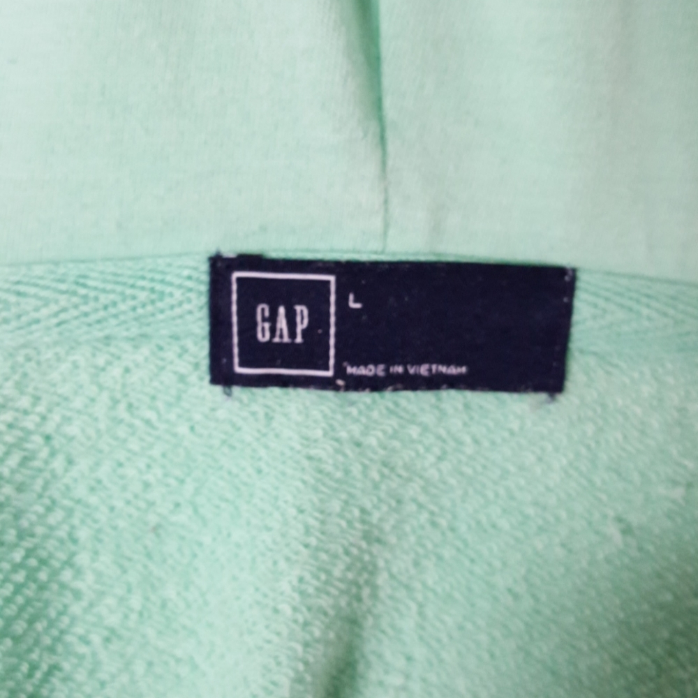 21:07 - GAP Zip Hoodie - Picture 6 of 8
